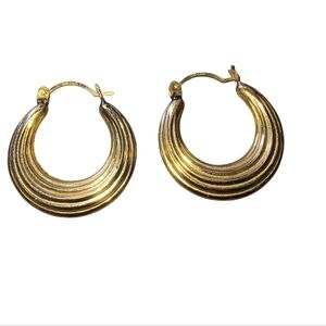 Vintage 14Kt Yellow Gold Textured Medium Hoop Earrings